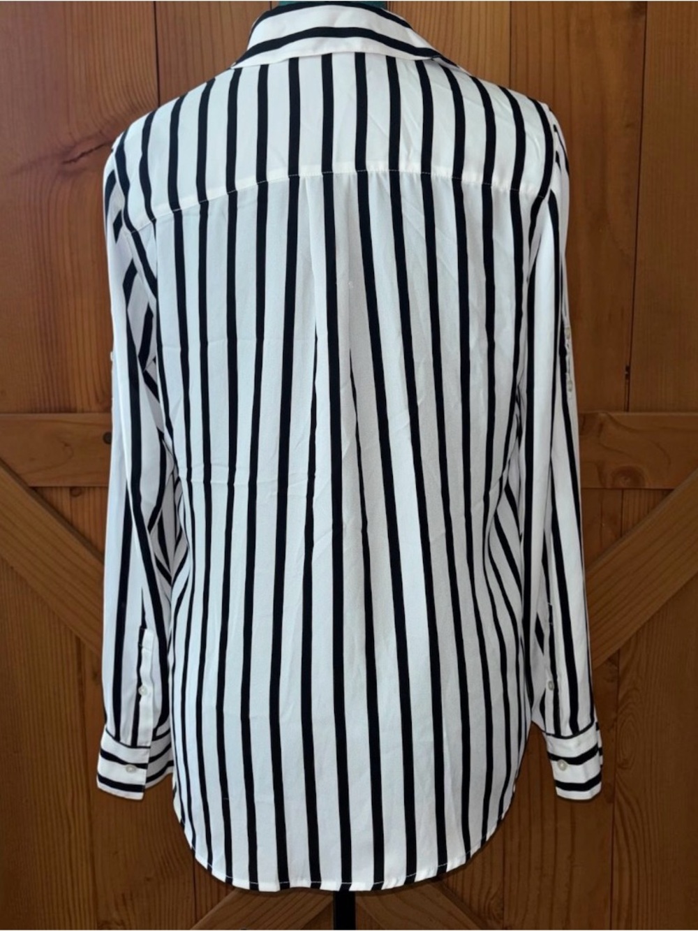 Express Portofino Black White Striped Button Up Blouse Shirt Medium - Picture 2 of 10